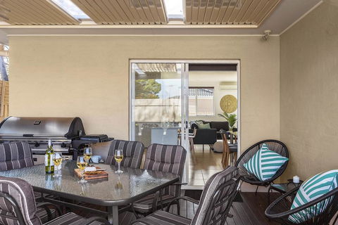 Boutique Stays - The Richardson - Kempsey Accommodation 3