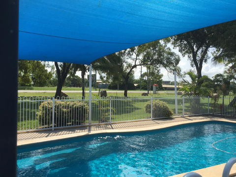 Bowen Arrow Motel - Kempsey Accommodation 3