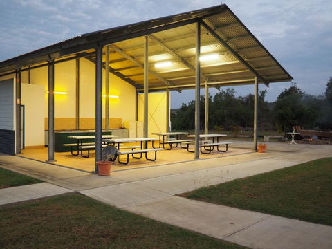 Bowen Holiday Park - Kempsey Accommodation 3