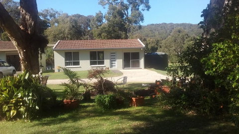 Brahminy Retreat - Kempsey Accommodation 0