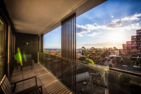Brand New APT With Sea Views In Heart Of St Kilda - Kempsey Accommodation 2