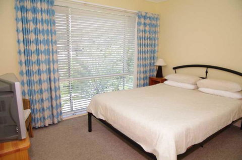 Breakers 1, 13 East Street - Kempsey Accommodation 2