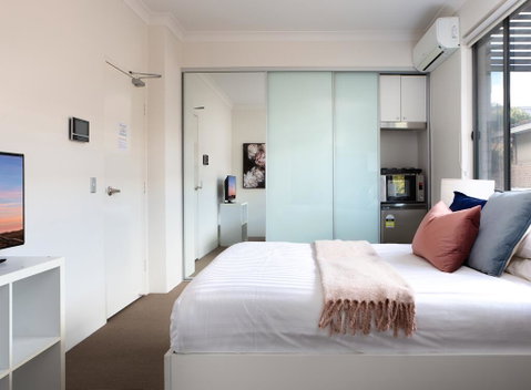 Bright Studio Steps From Westmead Hospital - Kempsey Accommodation 3