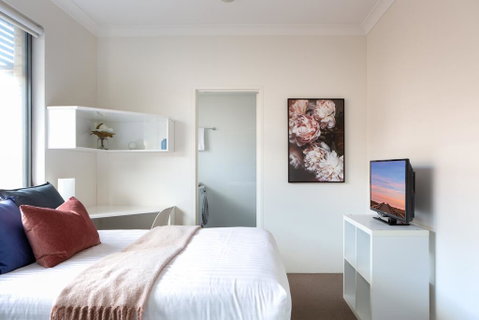 Bright Studio Steps From Westmead Hospital - Kempsey Accommodation 0