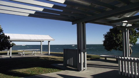 Bring The Family, Dog And The Boat To Welsby Pde, Bongaree - Kempsey Accommodation 0