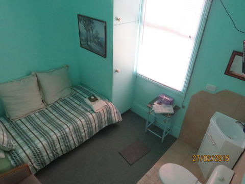 Bristol House Accommodation - Kempsey Accommodation 3