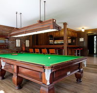 Brookfield Retreat - Large Holiday Home / Group Accommodation - Kempsey Accommodation