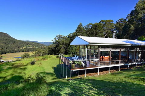 Budderoo - Unique With 270 Degree Views! - Kempsey Accommodation 0