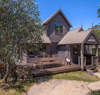 Burrinjuck - Kempsey Accommodation