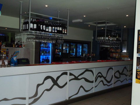 Bushland Beach Tavern - Kempsey Accommodation 2