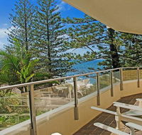 By The Sea Unit 4 13 Esplanade Kings Beach - Kempsey Accommodation