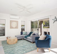 C A L M at beautiful Shoal Bay - Kempsey Accommodation