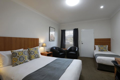 Cadman Motor Inn And Apartments - Kempsey Accommodation 0