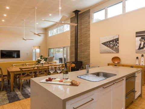 Callala Breeze - Access To Indoor Community Pool - Kempsey Accommodation 0