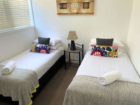 Canberra Short Term And Holiday Accommodation - Kempsey Accommodation 1