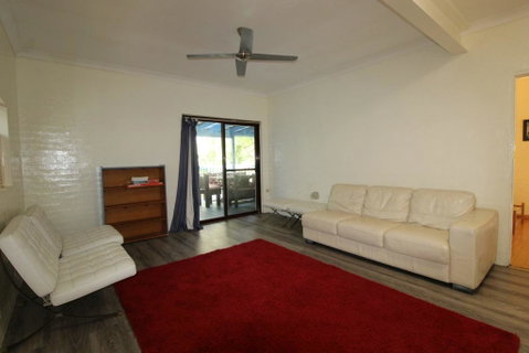 Cape Cod Beach House, 25 Skyline Crescent - Kempsey Accommodation 3