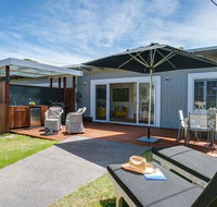 Capella Villa No. 2 - luxury with outdoor kitchen - Kempsey Accommodation