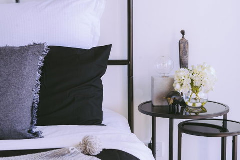 Capitol Executive Apartment On London Circuit - Kempsey Accommodation 2