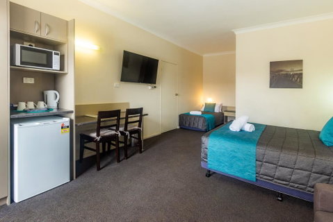 Caravilla Motor Inn - Kempsey Accommodation 1
