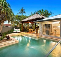 Carrothool 29 - 6 BDRM Canal Home with Pool - Kempsey Accommodation