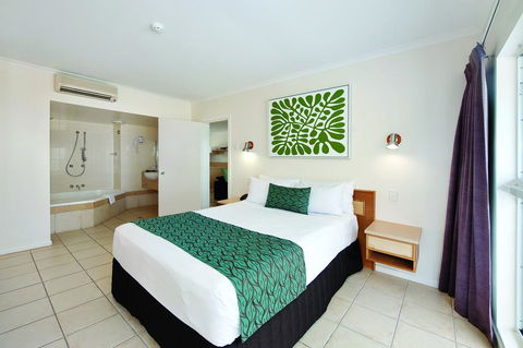 Castaways Resort & Spa On Mission Beach - Kempsey Accommodation 2