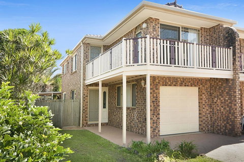 Castions - Lennox Head - Kempsey Accommodation 0