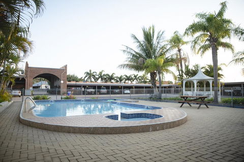 Castle Motor Lodge - Kempsey Accommodation 3