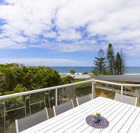 Casual Hamptons living Sunshine Beach - Kempsey Accommodation