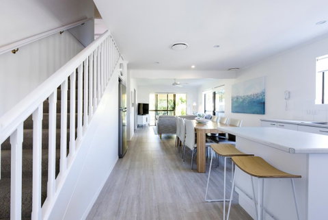 Cayman Quays - Kempsey Accommodation 2