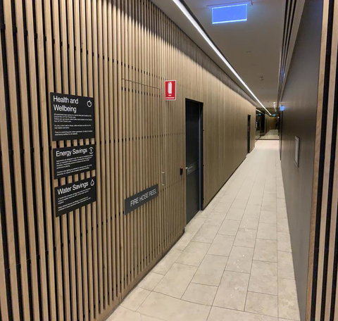 CBD Victoria Harbour Service Apartments - Kempsey Accommodation 3