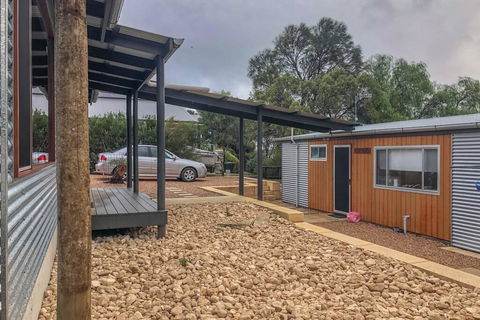CDC-625 Beach House Incl.rear 2BR Studio - Kempsey Accommodation 1