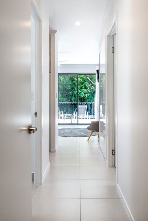 Cedar & Sea - Kempsey Accommodation 3