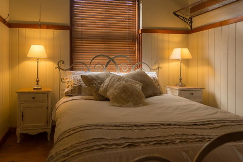 Celestial Dew Guest House, Day Spa, Retreat - Kempsey Accommodation 1