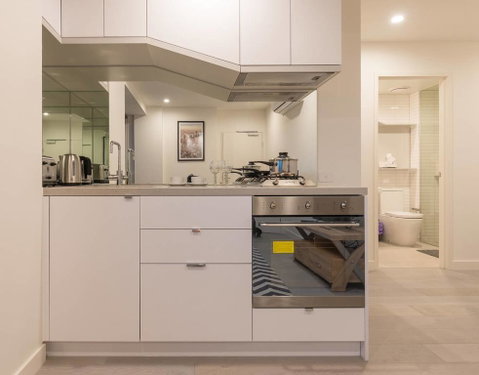 Central 2 Bedroom Deluxe Apartment@La Trobe Tower - Kempsey Accommodation 3