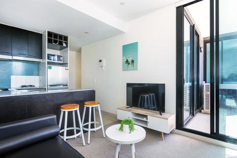 Central And Modern Apartment In Melbourne CBD - Kempsey Accommodation 0
