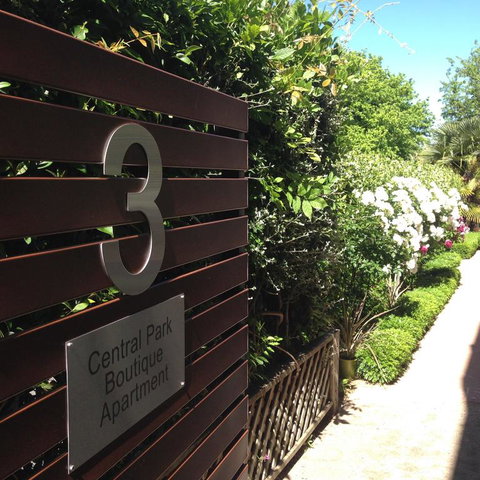 Central Park Boutique Apartment - Kempsey Accommodation 3