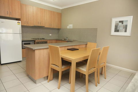 Centrepoint Apartments Griffith - Kempsey Accommodation 2