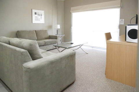 Centrepoint Apartments Griffith - Kempsey Accommodation 3