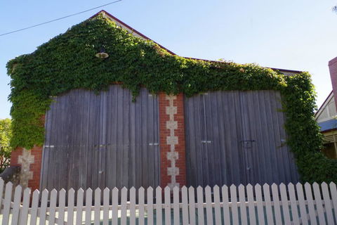 Charlottes Cottage - Kempsey Accommodation 3