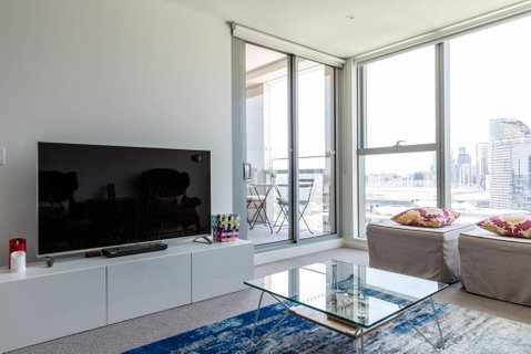 Chic, Modern & Stylish.Stunning Views,Free Parking - Kempsey Accommodation 0