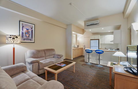 Chifley On South Terrace - Kempsey Accommodation 3