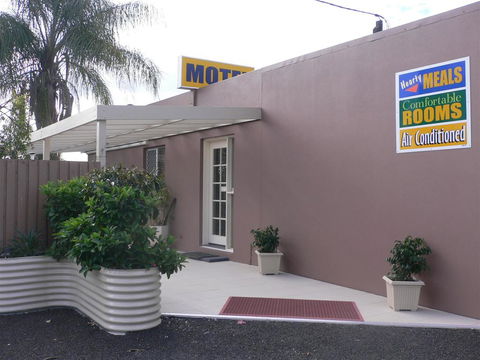 Chinchilla Motel - Kempsey Accommodation 0