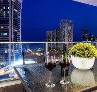 Circle on Cavil Holidays Gold Coast - Kempsey Accommodation