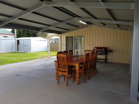 City Holiday Home Mildura - Kempsey Accommodation 1