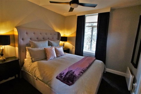 City Life Apartment-full Kitchen & Separate Bedroom - Kempsey Accommodation 3
