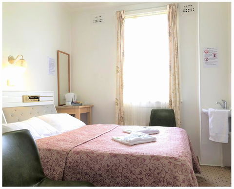 Clarendon Budget - Kempsey Accommodation 0