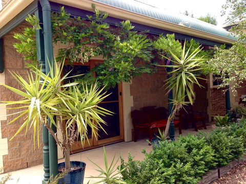 Clarevale Cottage B&B - Kempsey Accommodation 0
