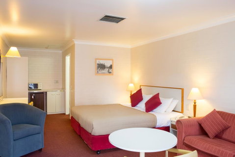 Club Motel Armidale - Kempsey Accommodation 0