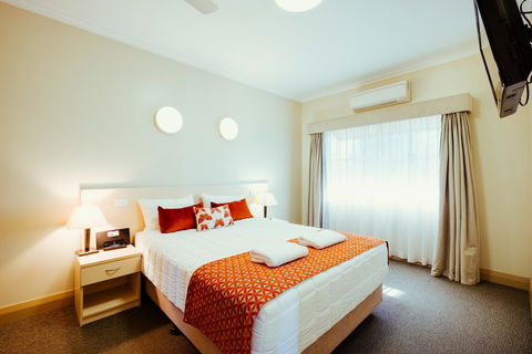 Club Motor Inn - Kempsey Accommodation 0