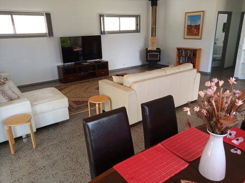 Coast & Country - Kempsey Accommodation 2